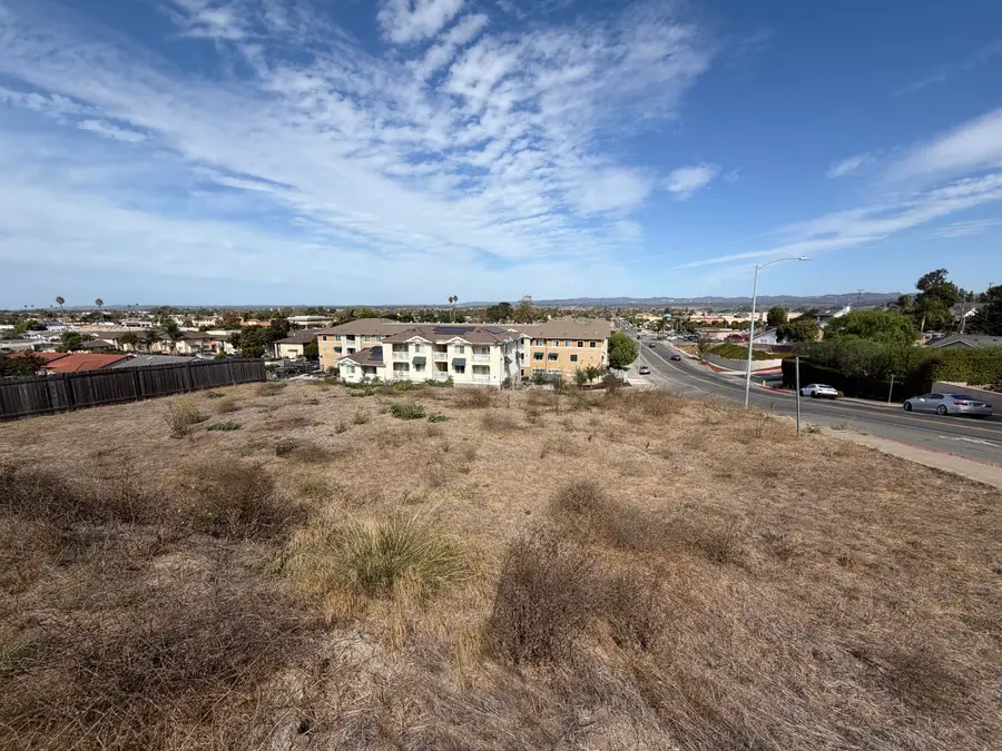 209 S 7th Street, Lompoc, CA 93436 - #3