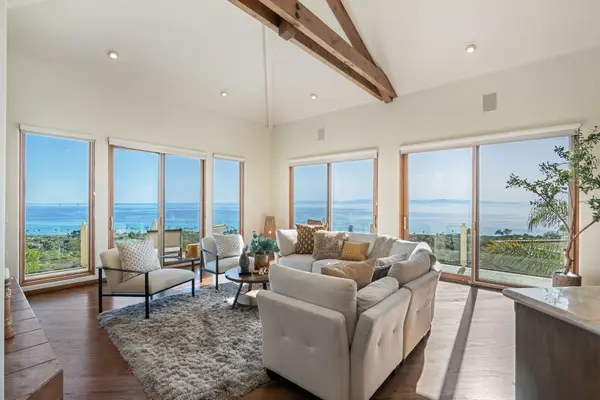 1640 La Vista Del Oceano Drive, SANTA BARBARA, CA 93109