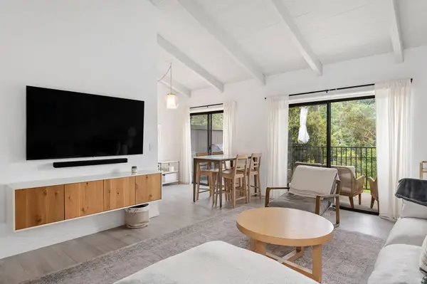 1031 Miramonte Drive #Apt 2, SANTA BARBARA, CA 93109