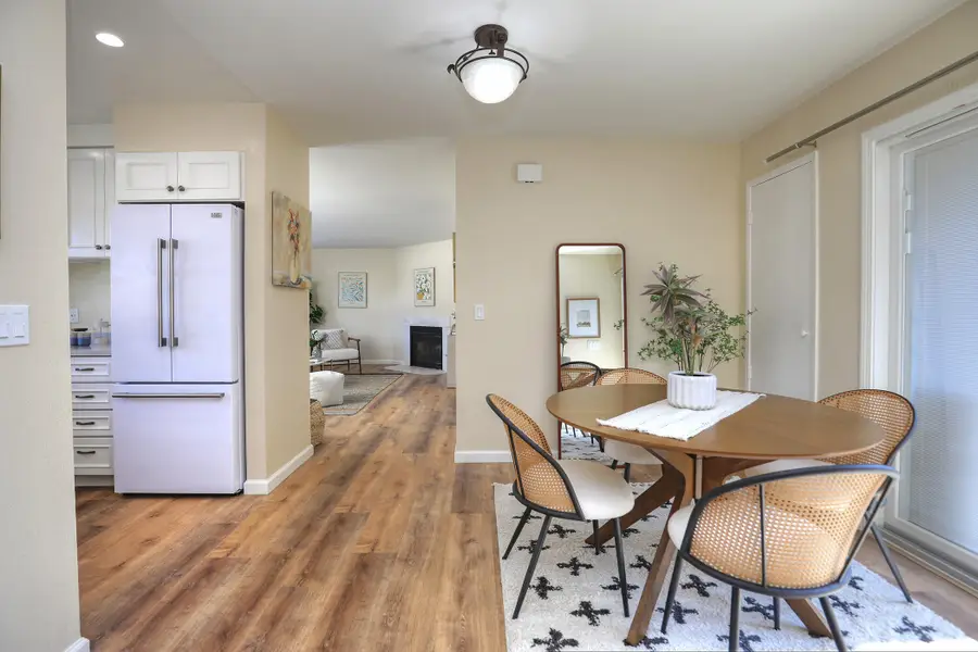 1815 Bath Street #4, Santa Barbara, CA 93101 - Image #3