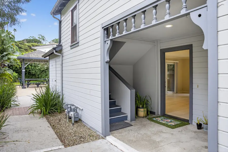 521 W Montecito Street #1, Santa Barbara, CA 93101 - #3