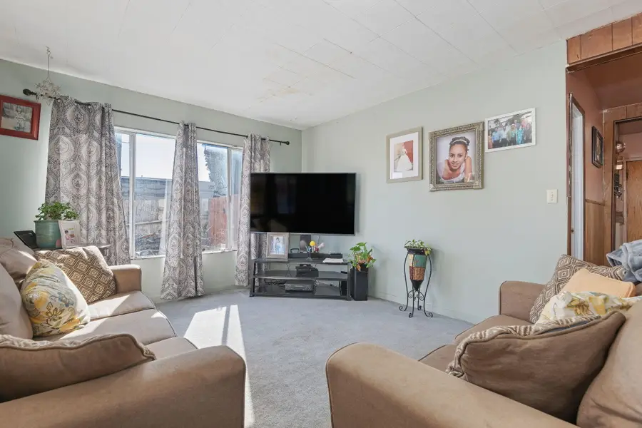 99 Nectarine Avenue, Goleta, CA 93117 - #2