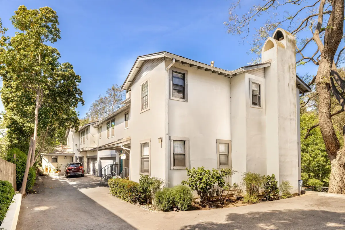 620 W Carrillo Street #Apt D, Santa Barbara, CA 93101 - #1