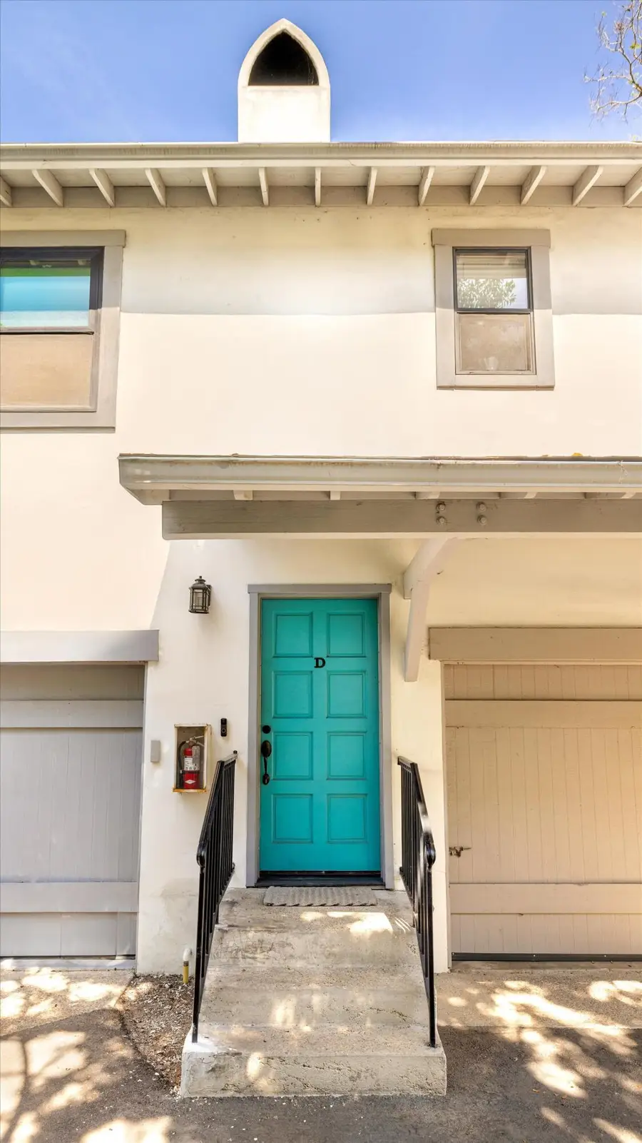 620 W Carrillo Street #Apt D, Santa Barbara, CA 93101 - #3