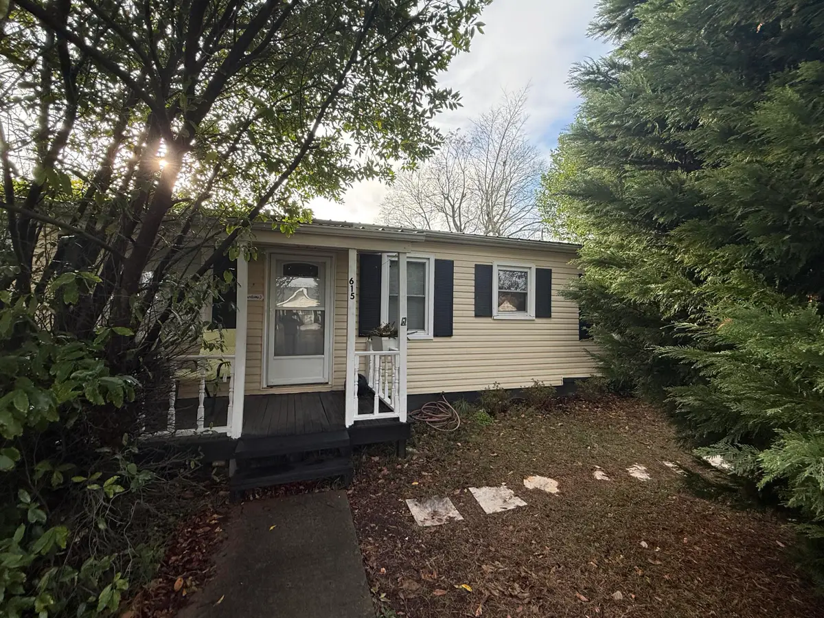 615 Jefferson Terrace Ne, Aiken, SC 29801 - Image #1