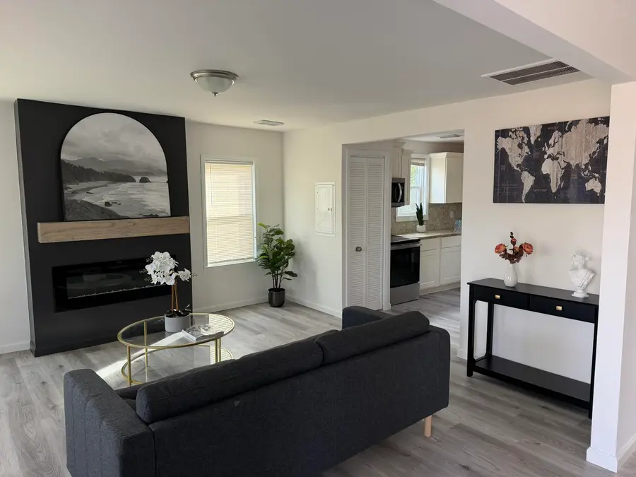 447 Glover Street, Edgefield, SC 29824 - #3