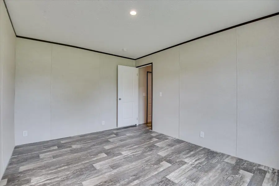 136 Carline Street, Gloverville, SC 29828 - #2