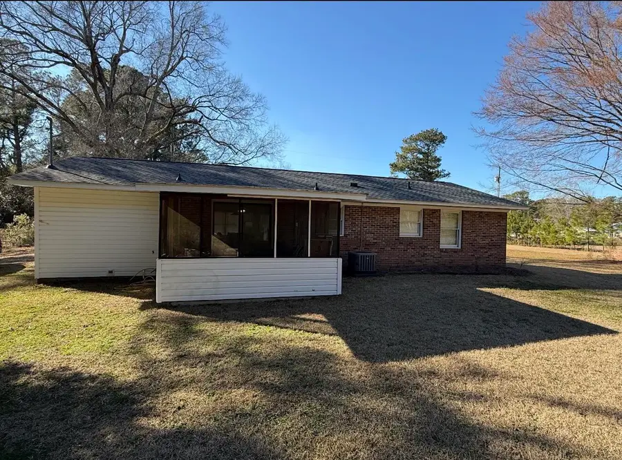 604 N Morgan Avenue, Andrews, SC 29510 - #3