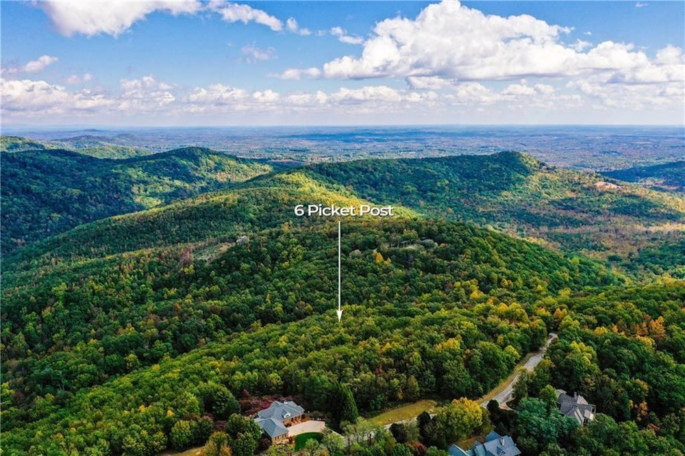 6 Picket Post Lane, Landrum, SC 29356 BHGRE