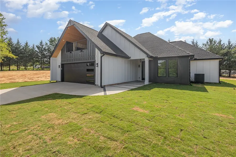 215 Moore Road, Liberty, SC 29657 - Image #2