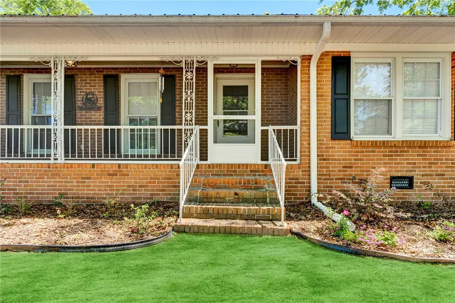 302 Forest Lane, Belton, SC 29627 - Image #2