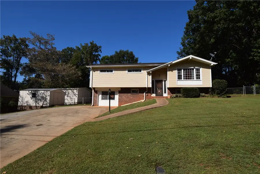 110 Meadow Drive, Seneca, SC 29678 - Image #2