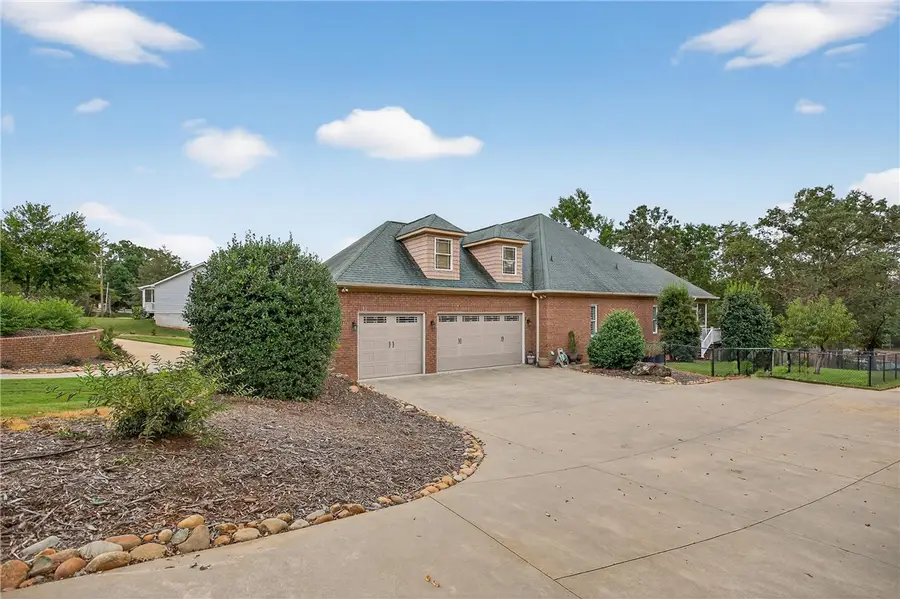 1201 Sunset Lane, Anderson, SC 29626 - Image #2
