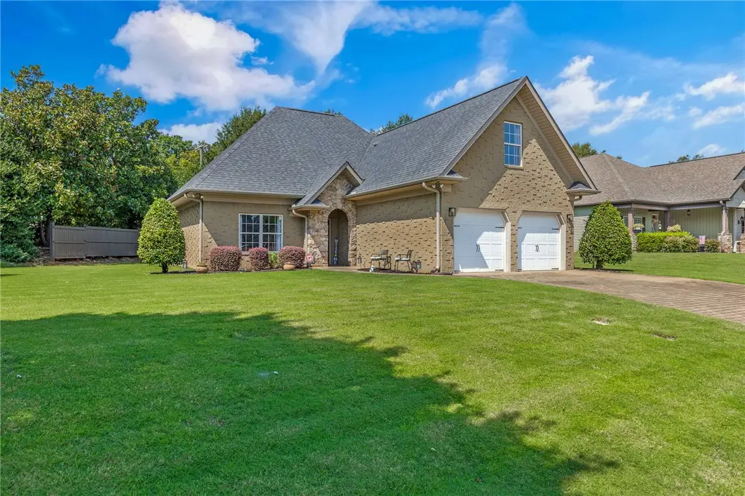 105 Linden Hall Lane, Easley, SC 29640 - Image #1