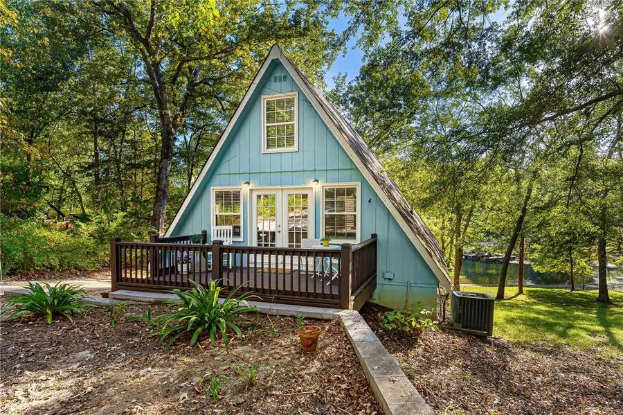 387 Chateau Drive, Lavonia, GA 30553 - Image #2