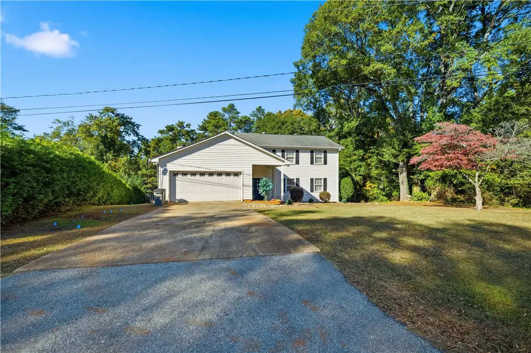 303 Edgewater Drive, Anderson, SC 29626 - Image #1