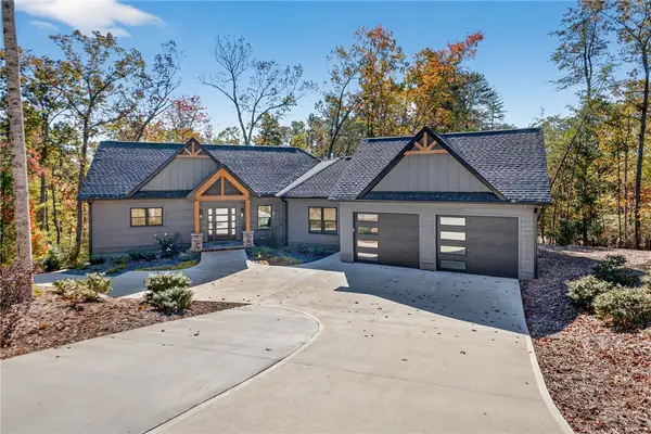 709 Keowee Bay Circle, Salem, SC 29676