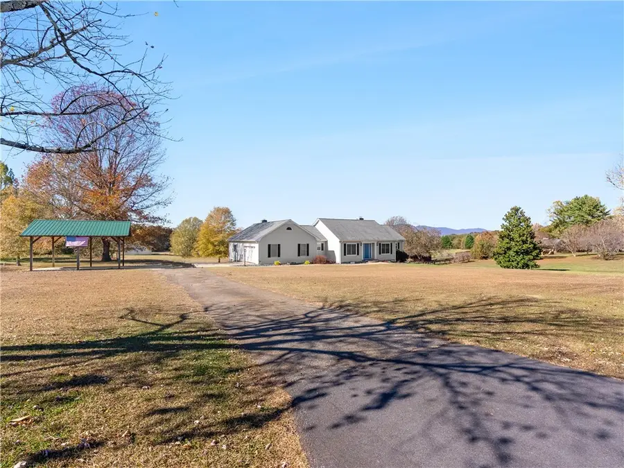 5981 Highway 357, Campobello, SC 29322 - Image #3