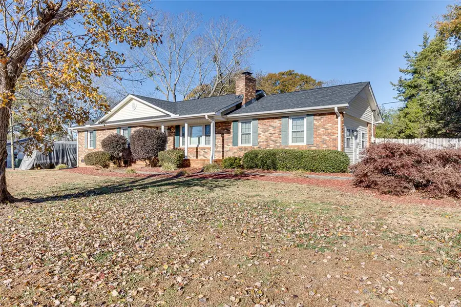 216 Hickory Drive, Easley, SC 29642 - Image #2