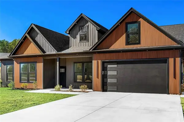 2925 Old Greenville Highway, Central, SC 29630