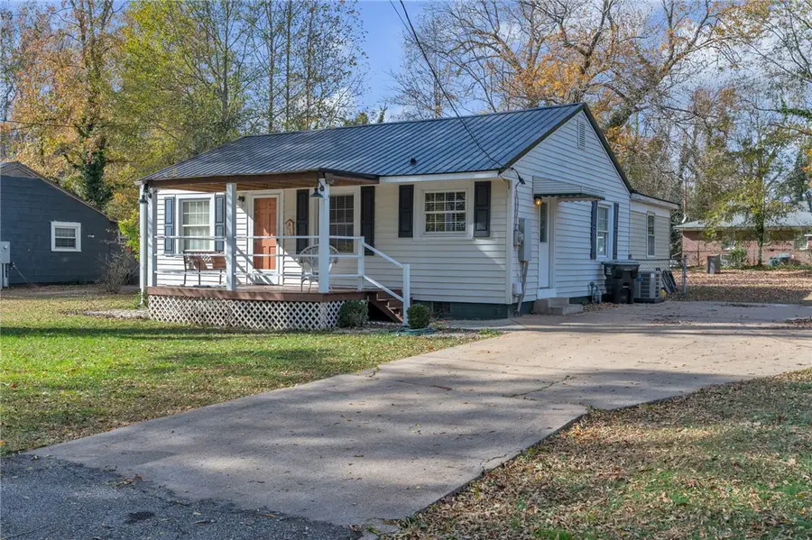 412 Woodland Circle, Belton, SC 29627 - Image #2