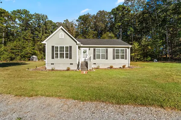 430 Charlies Creek Rd Road, Iva, SC 29655