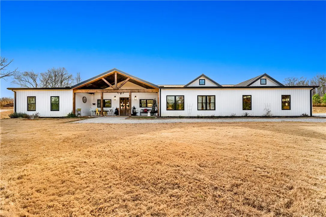 411 Sweetwater Club Drive, Seneca, SC 29672 - Image #1