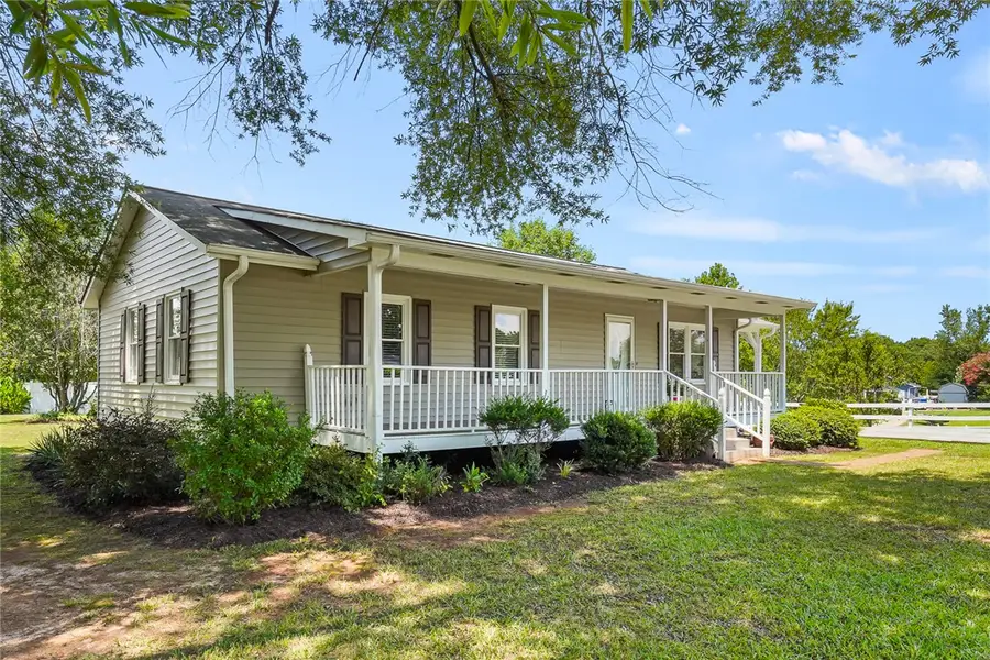 123 Bass Drive, Fair Play, SC 29643 - Image #2