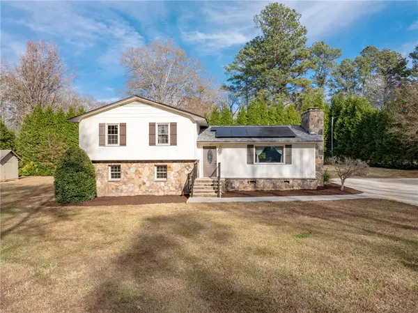 615 Spring Forest Drive, Central, SC 29630