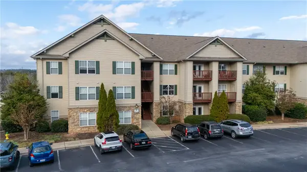 701 Harts Cove Way, Seneca, SC 29672