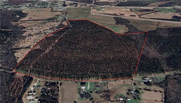 04 Seneca St Extension, Calhoun Falls, SC 29628