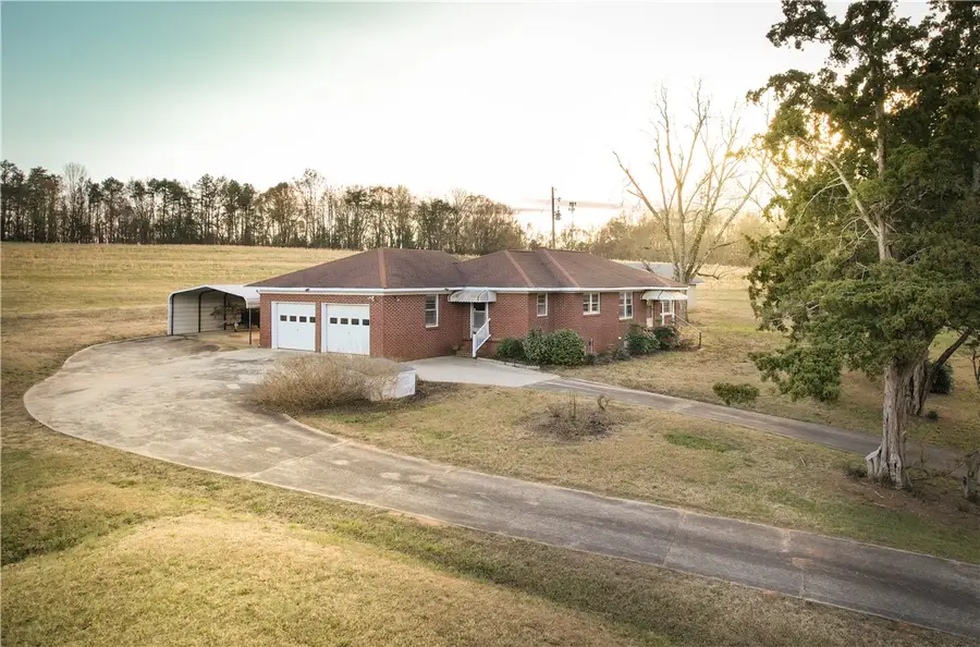 1218 Friendship Road, Seneca, SC 29678 - Image #2