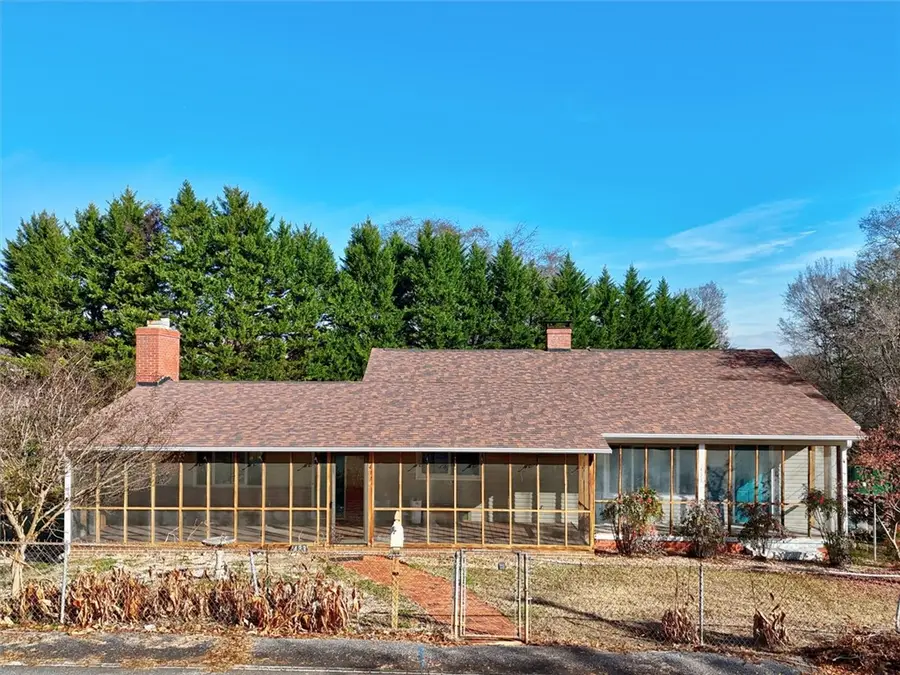 433 Pineview Drive, Pickens, SC 29671 - Image #2