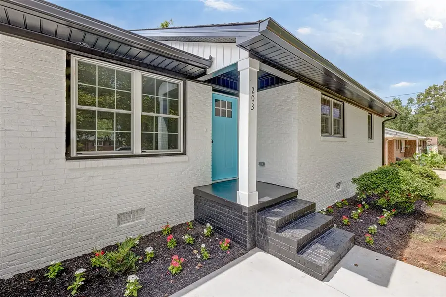 203 Montgomery Street, Laurens, SC 29360 - #3