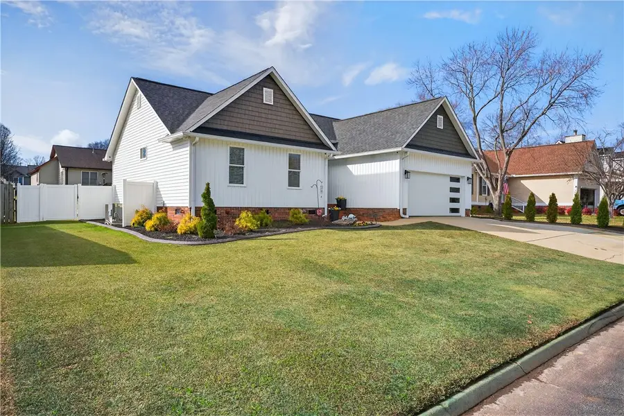 7 Fitzpatrick Court, Fountain Inn, SC 29644 - #3