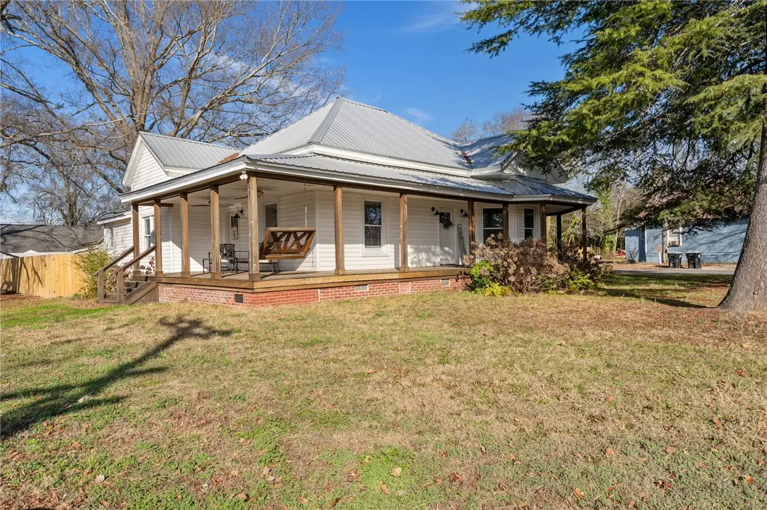 301 Blue Ridge Avenue, Belton, SC 29627 - Image #1