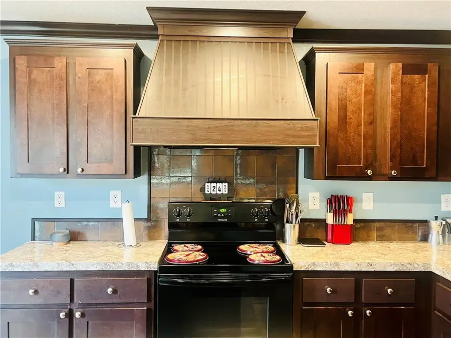 2704 Walhalla Highway, Six Mile, SC 29682 - Image #3