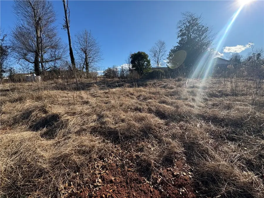 534 E South 5th Street, Seneca, SC 29678 - Image #3