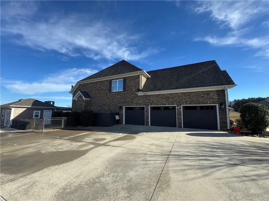 1017 Omega Farms Lane, Williamston, SC 29697 - Image #3