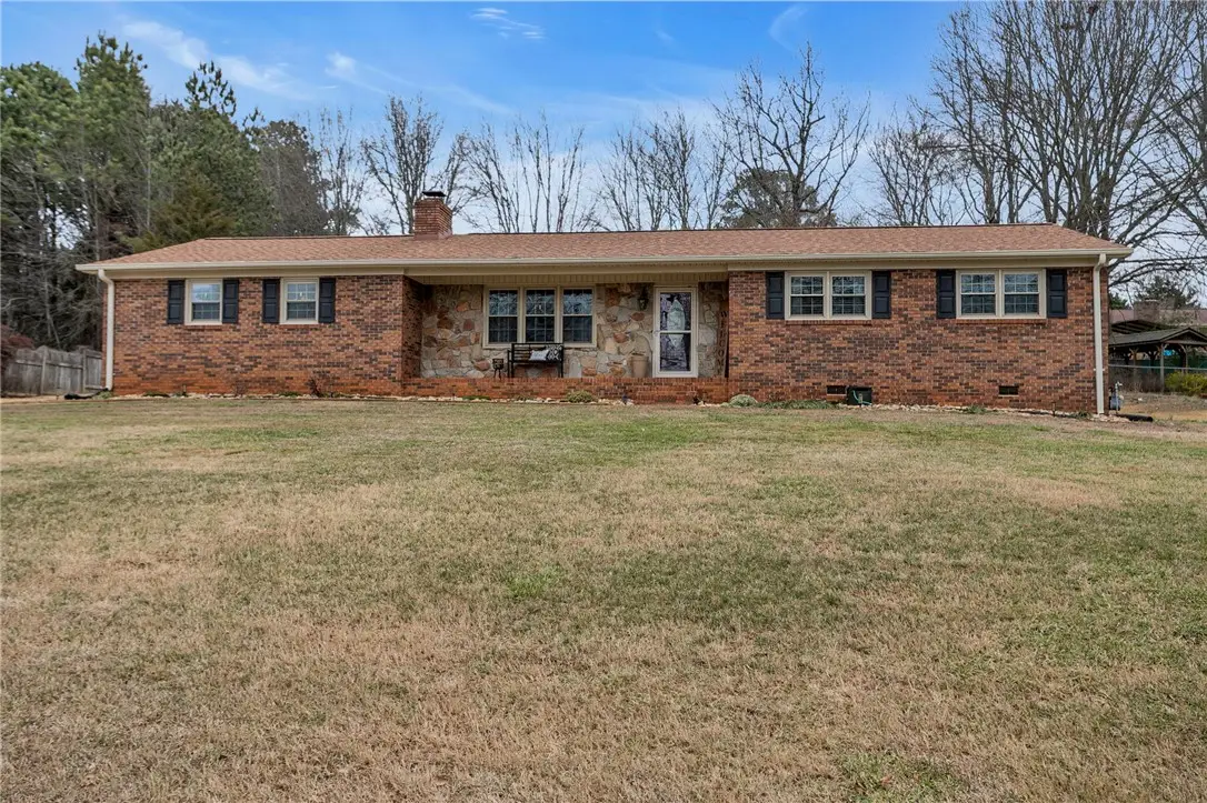 305 Clay Street, Easley, SC 29642 - Image #1