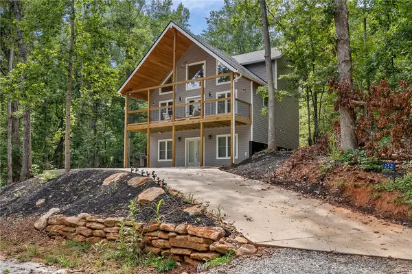 252 Dogwood Drive, Westminster, SC 29693