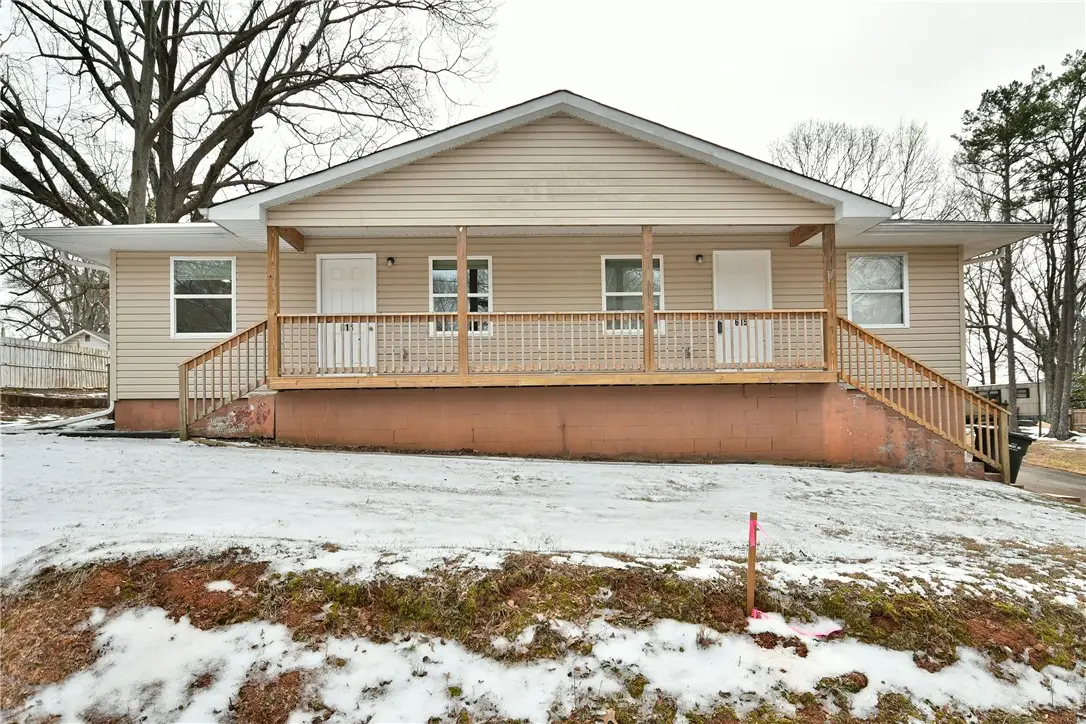 613/615 W 4th Avenue, Easley, SC 29640 - #1