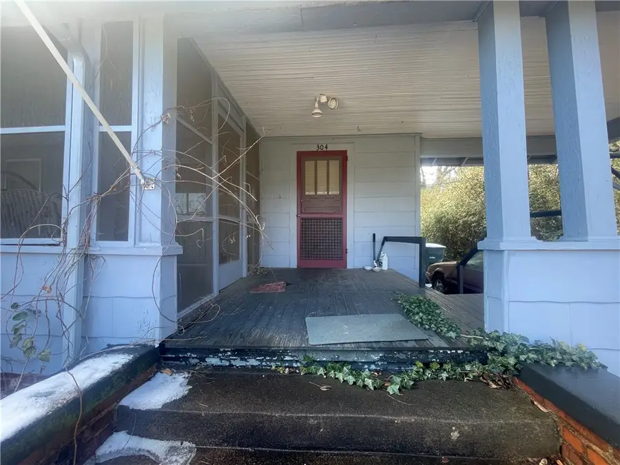 304 Townville Street, Seneca, SC 29678 - #3