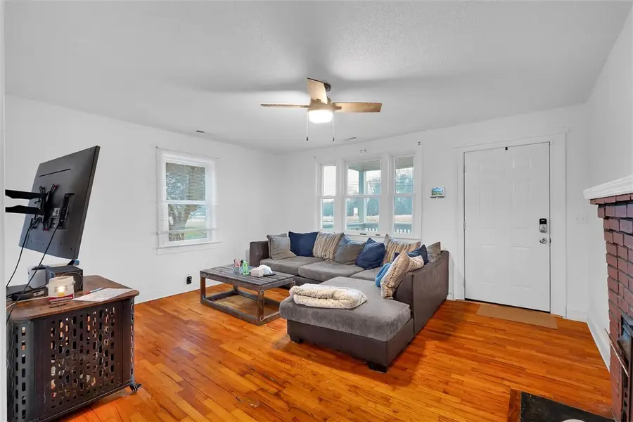 904 Anderson Street, Belton, SC 29627 - #2