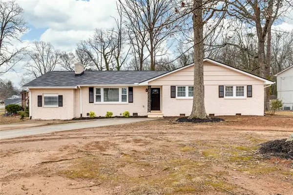 1 Pine Creek Court, Greenville, SC 29605