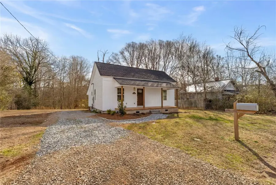 110 North Street, Central, SC 29630 - #2