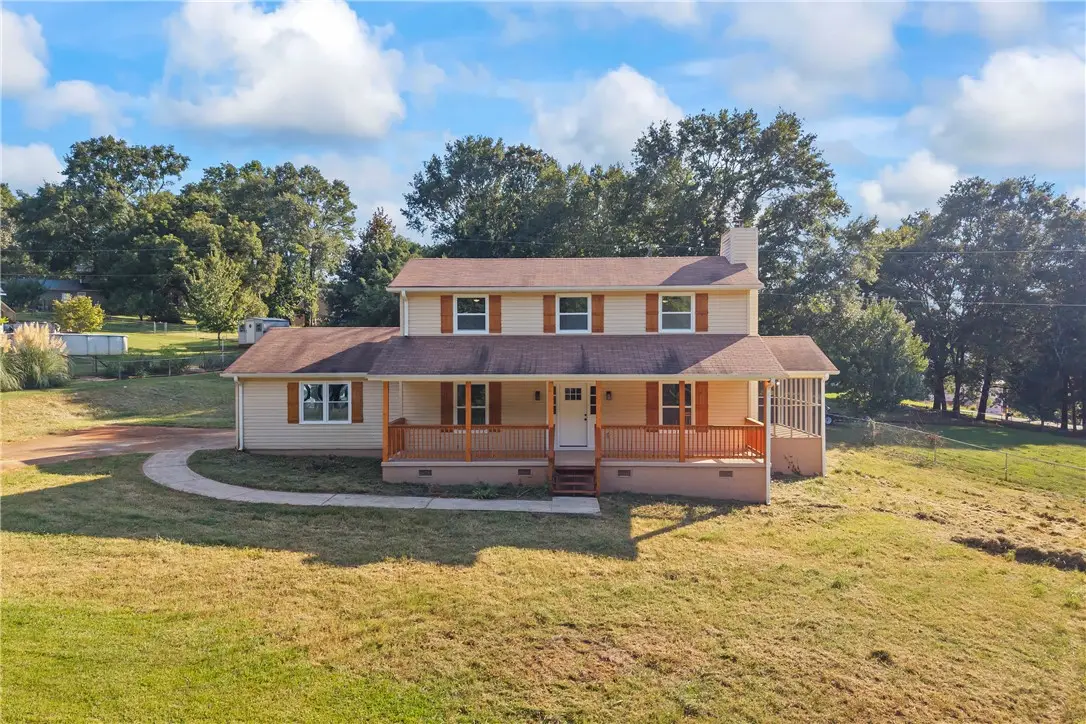 323 Lake Forest Circle, Anderson, SC 29625 - Image #1