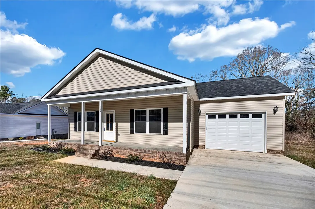 109 Simpson Street, Iva, SC 29655 - #1