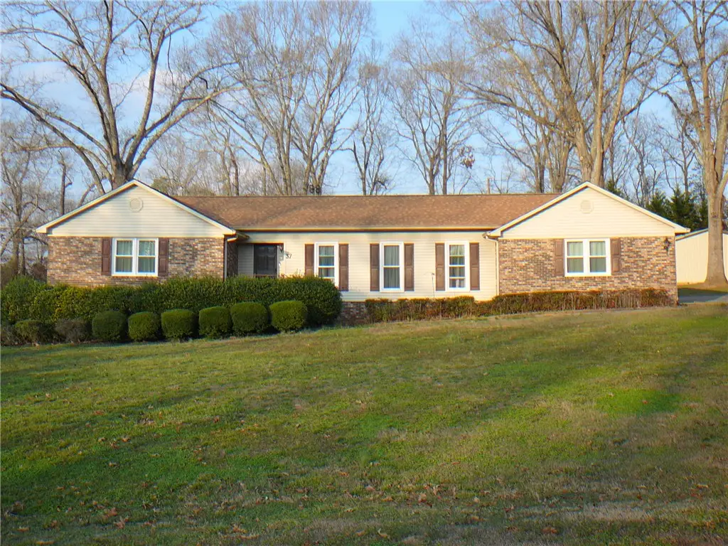 37 Camelia Circle, Williamston, SC 29697 - #1