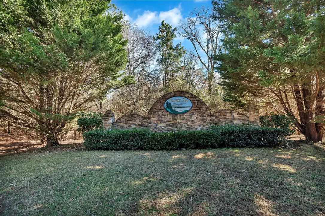 1104 Bay Drive, Fair Play, SC 29643 - #1